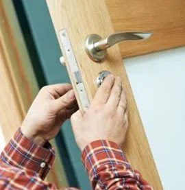 Chicago Eagle Locksmith Chicago, IL 312-894-1057 - 7-Lock-Changing